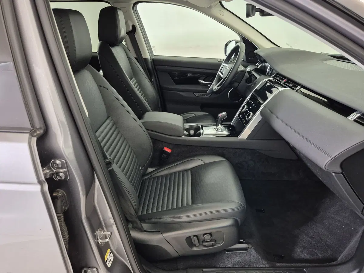 Land Rover Discovery Sport usata a Torino (3)