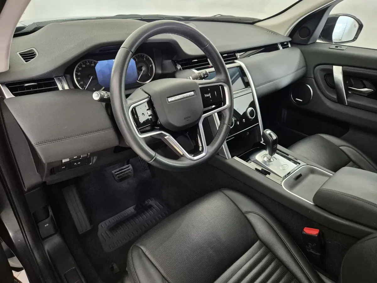 Land Rover Discovery Sport usata a Torino (17)