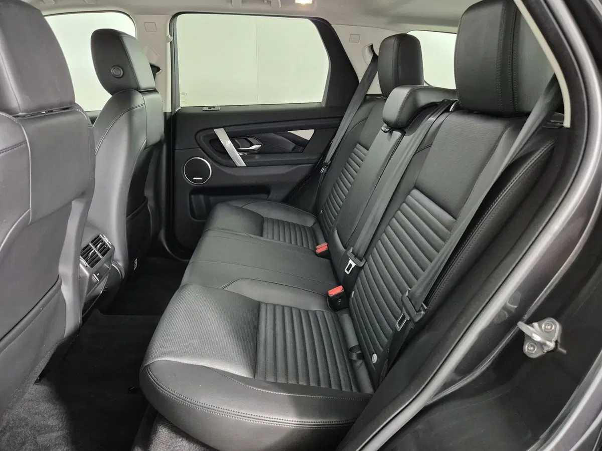 Land Rover Discovery Sport usata a Torino (5)