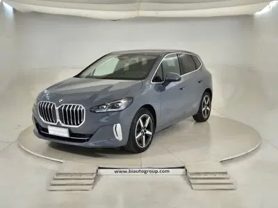 BMW Serie 2 Active Tourer 218d  Luxury auto del 2024 usata a Settimo Torinese