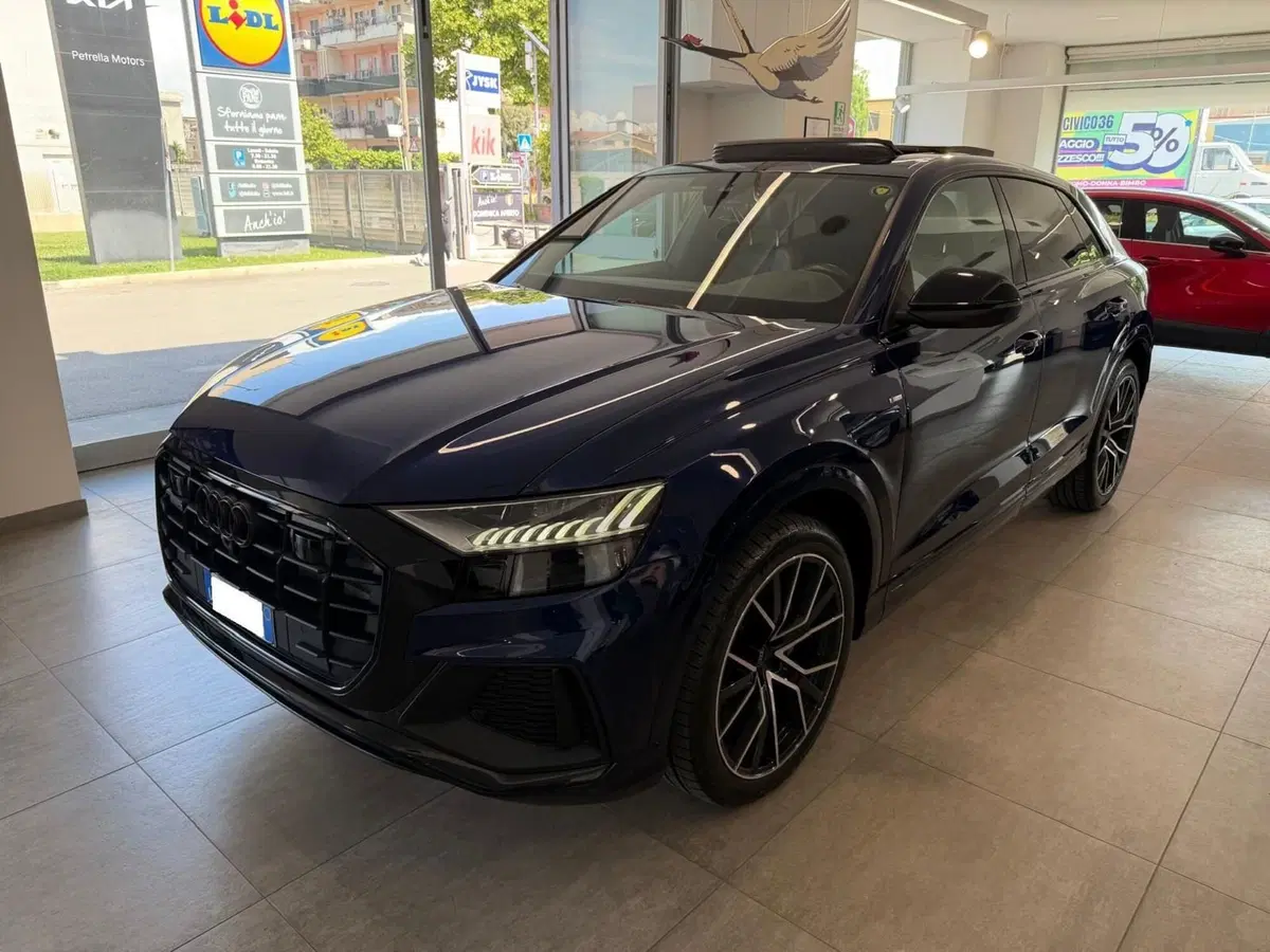 Audi Q8 usata a Napoli (2)