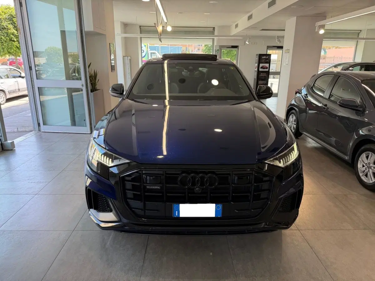 Audi Q8 usata a Napoli (3)