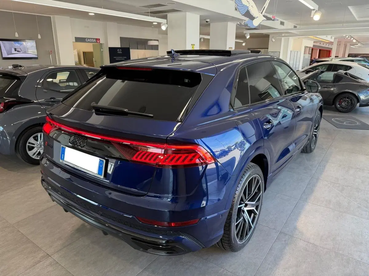 Audi Q8 usata a Napoli (5)