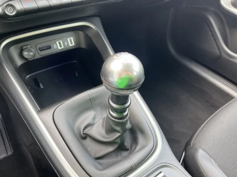 Jeep Avenger usata a Torino (14)