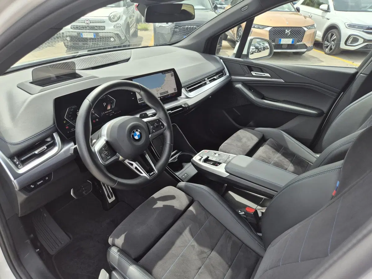 BMW Serie 2 Active Tourer usata  (6)