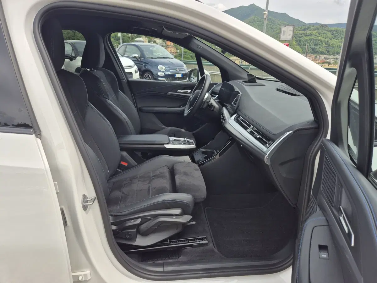 BMW Serie 2 Active Tourer usata  (9)