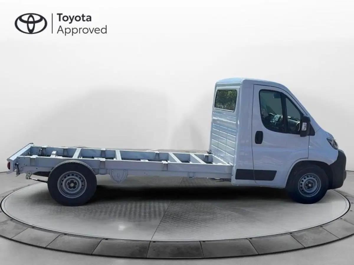 Toyota Proace Max nuova a Vicenza (9)