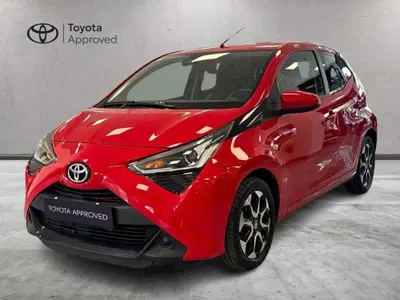 Toyota Aygo 1.0 VVT-i 72 CV 5 porte x-fun MMT del 2020 usata a Prato
