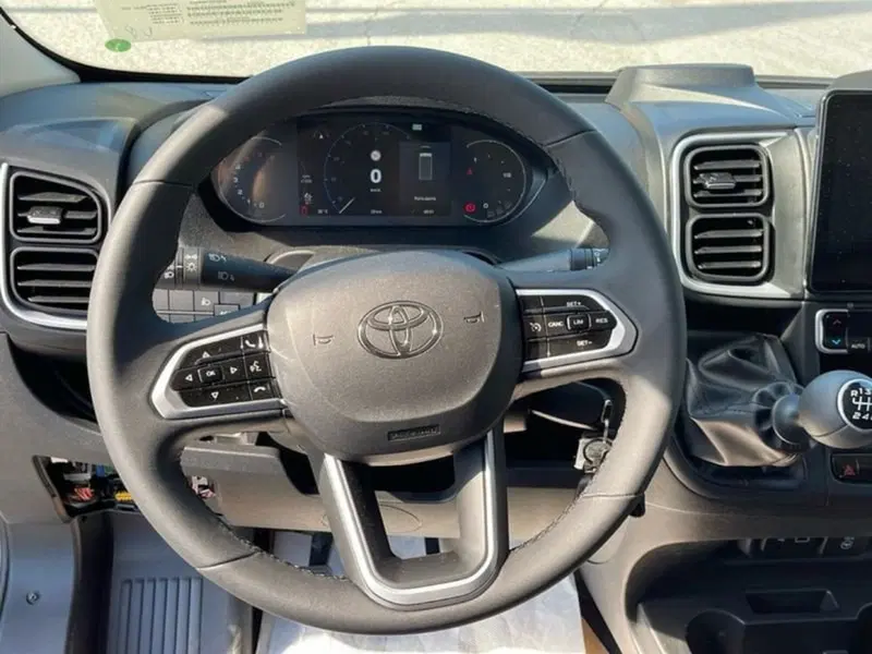 Toyota Proace Max Furgone nuova a Vicenza (15)