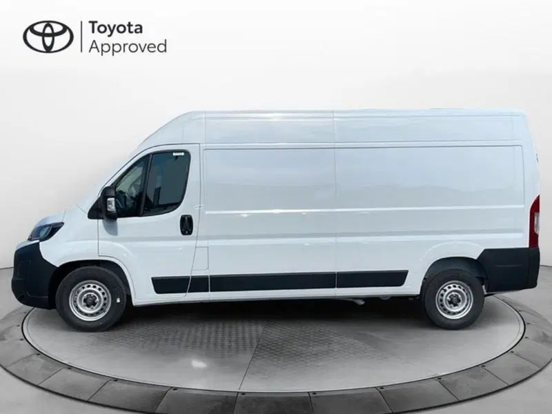 Toyota Proace Max Furgone nuova a Vicenza (4)