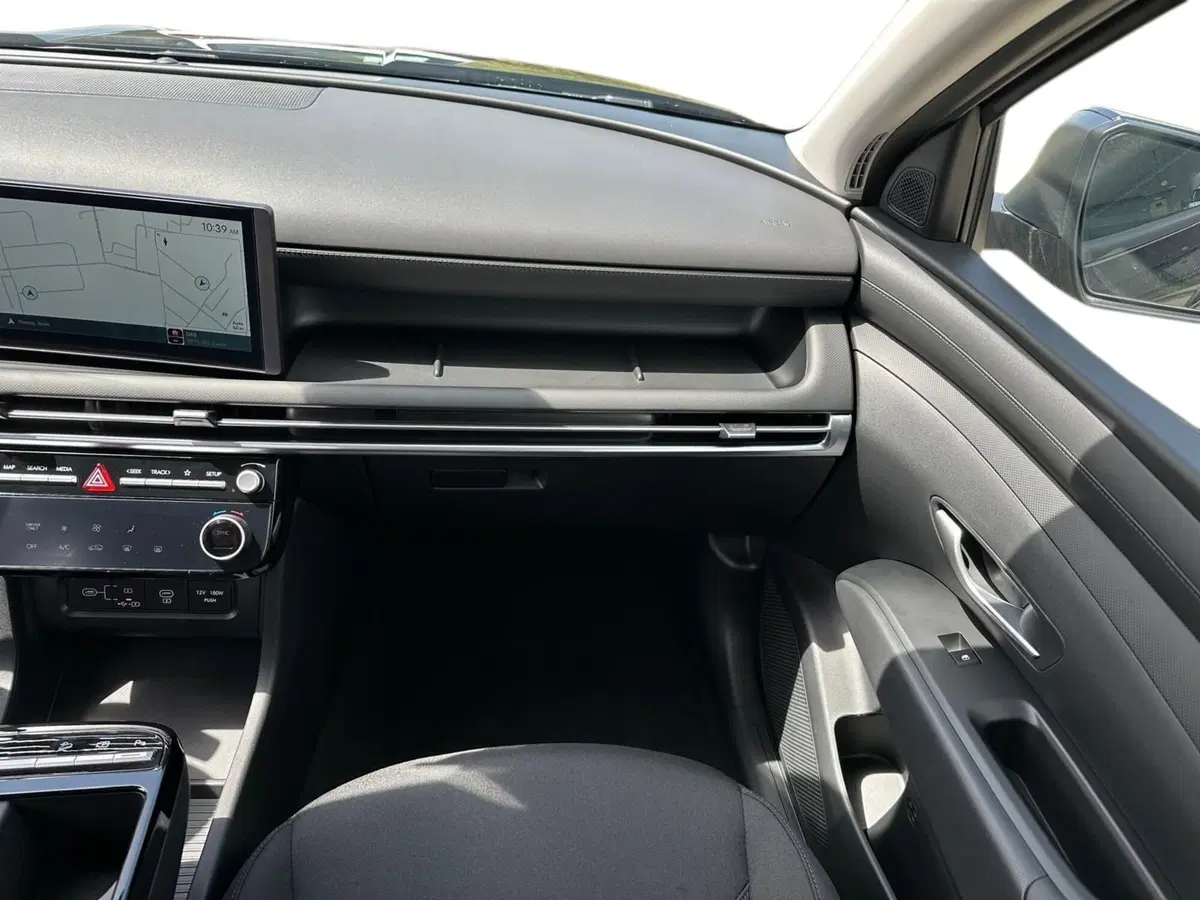 Hyundai Tucson nuova a Pistoia (13)