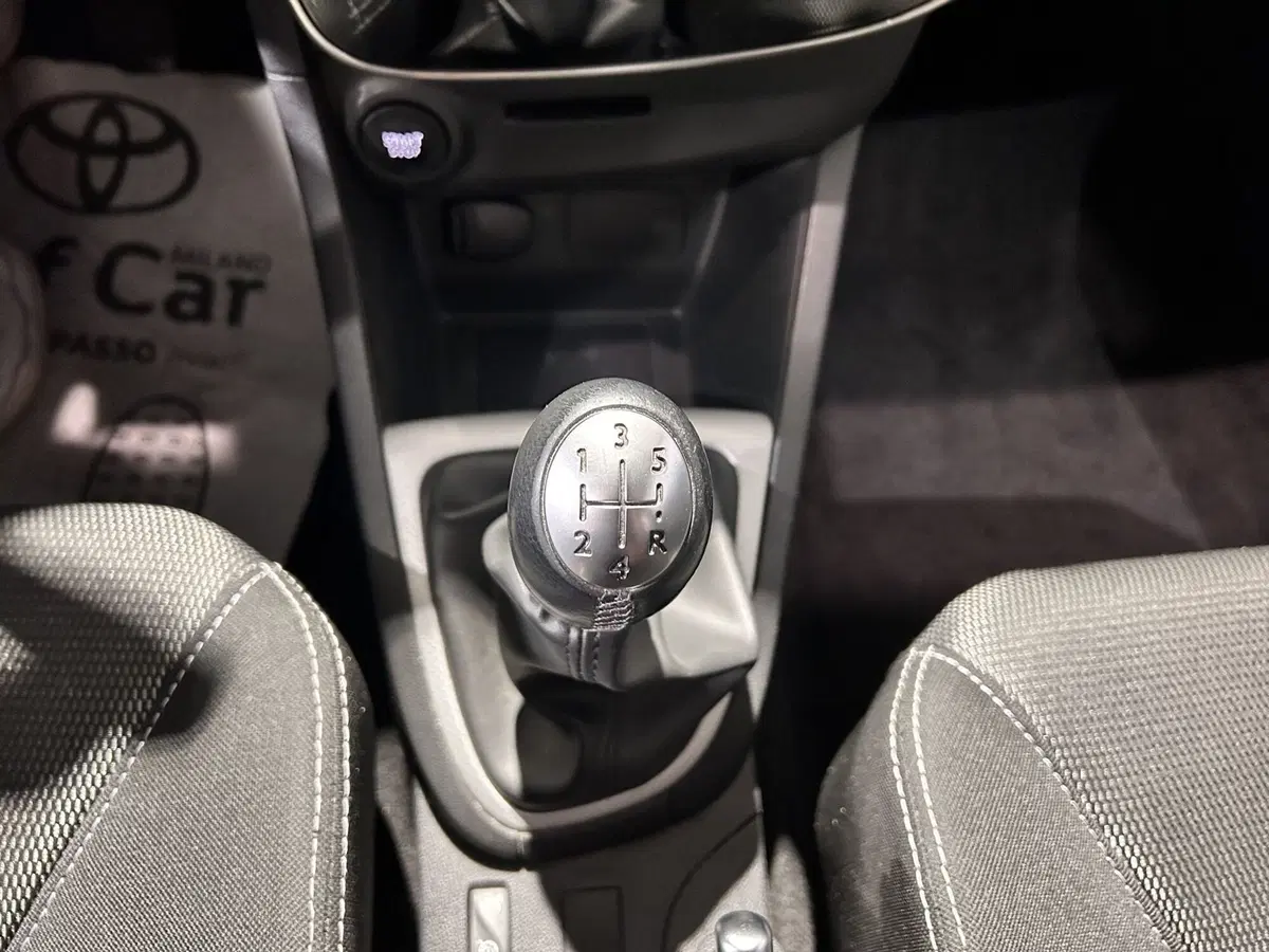 Renault Clio usata a Milano (16)