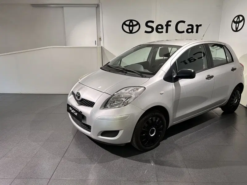 Toyota Yaris usata a Milano
