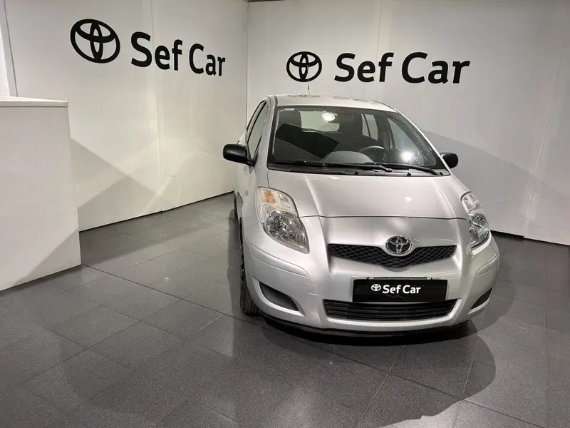 Toyota Yaris usata a Milano (3)