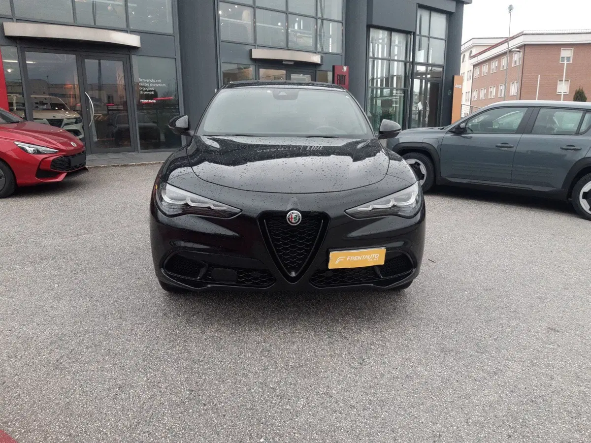 Alfa Romeo Stelvio usata a Ancona (5)