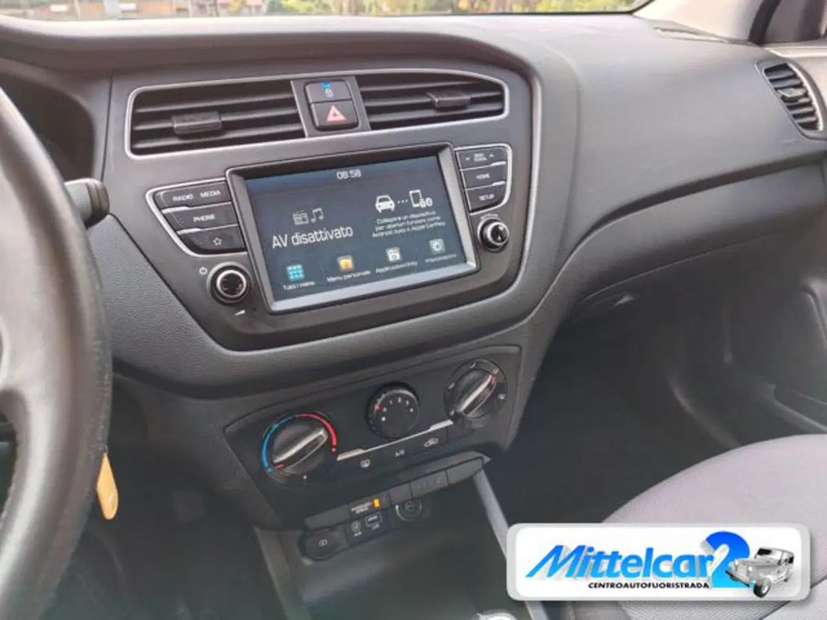 Hyundai i20 usata a Udine (10)