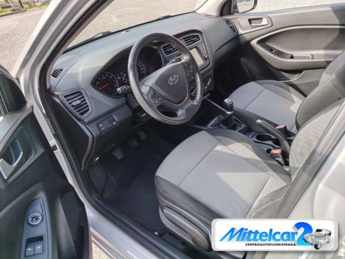 Hyundai i20 usata a Udine (12)