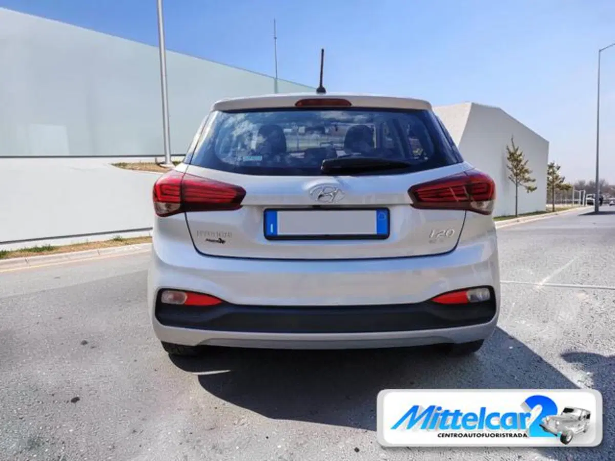 Hyundai i20 usata a Udine (4)