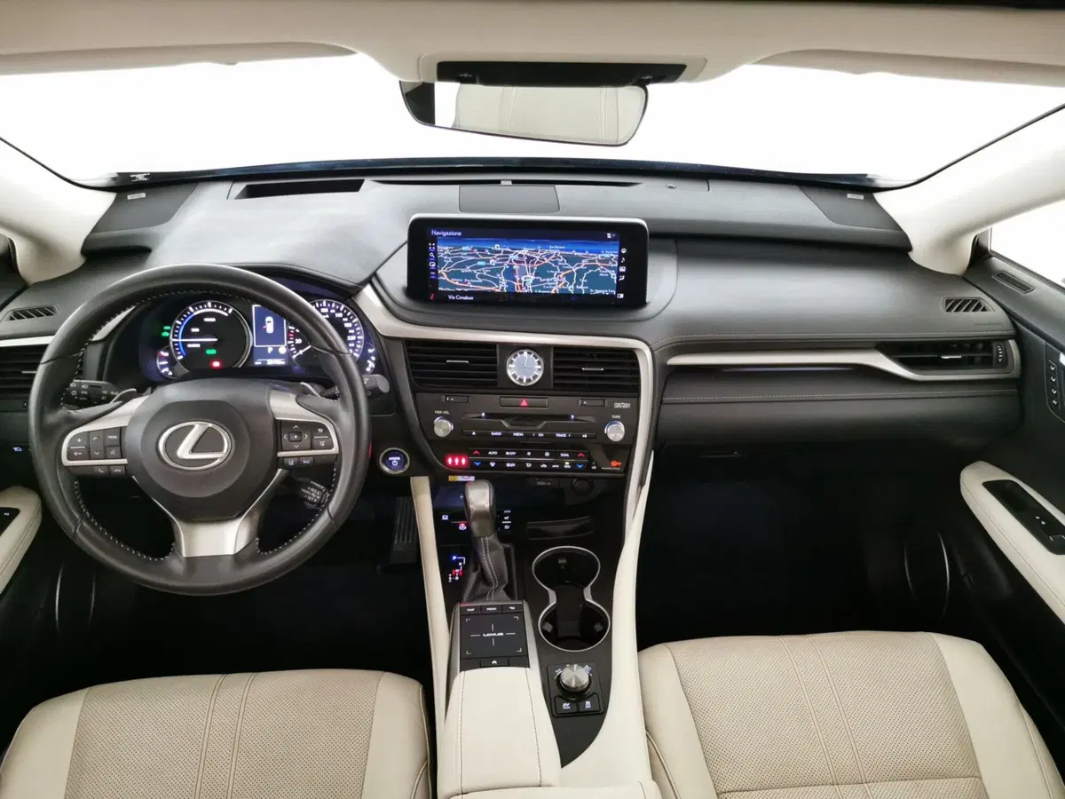 Lexus RX usata a Roma (8)