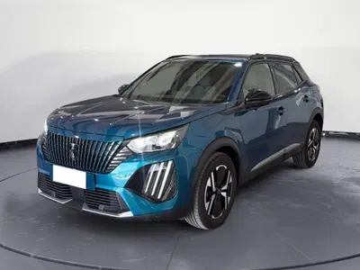 Peugeot 2008 1.2 turbo Allure 100cv del 2025 usata a Caltanissetta