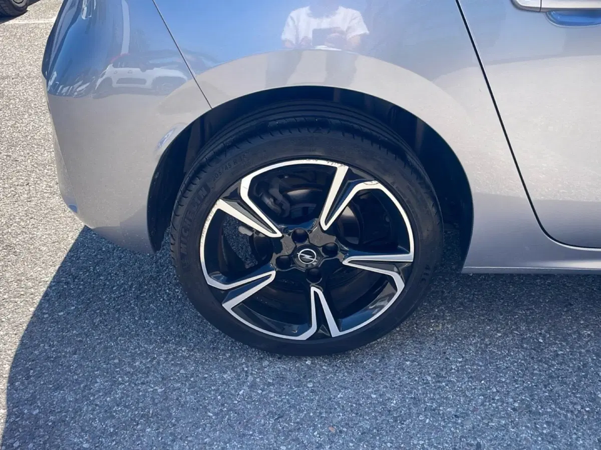 Opel Corsa usata a Bologna (9)