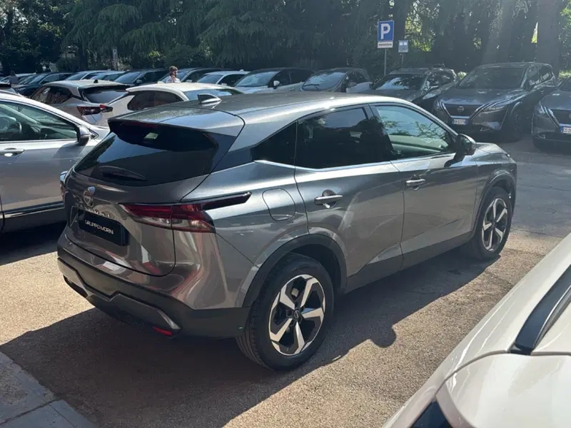 Nissan Qashqai usata a Bologna (5)