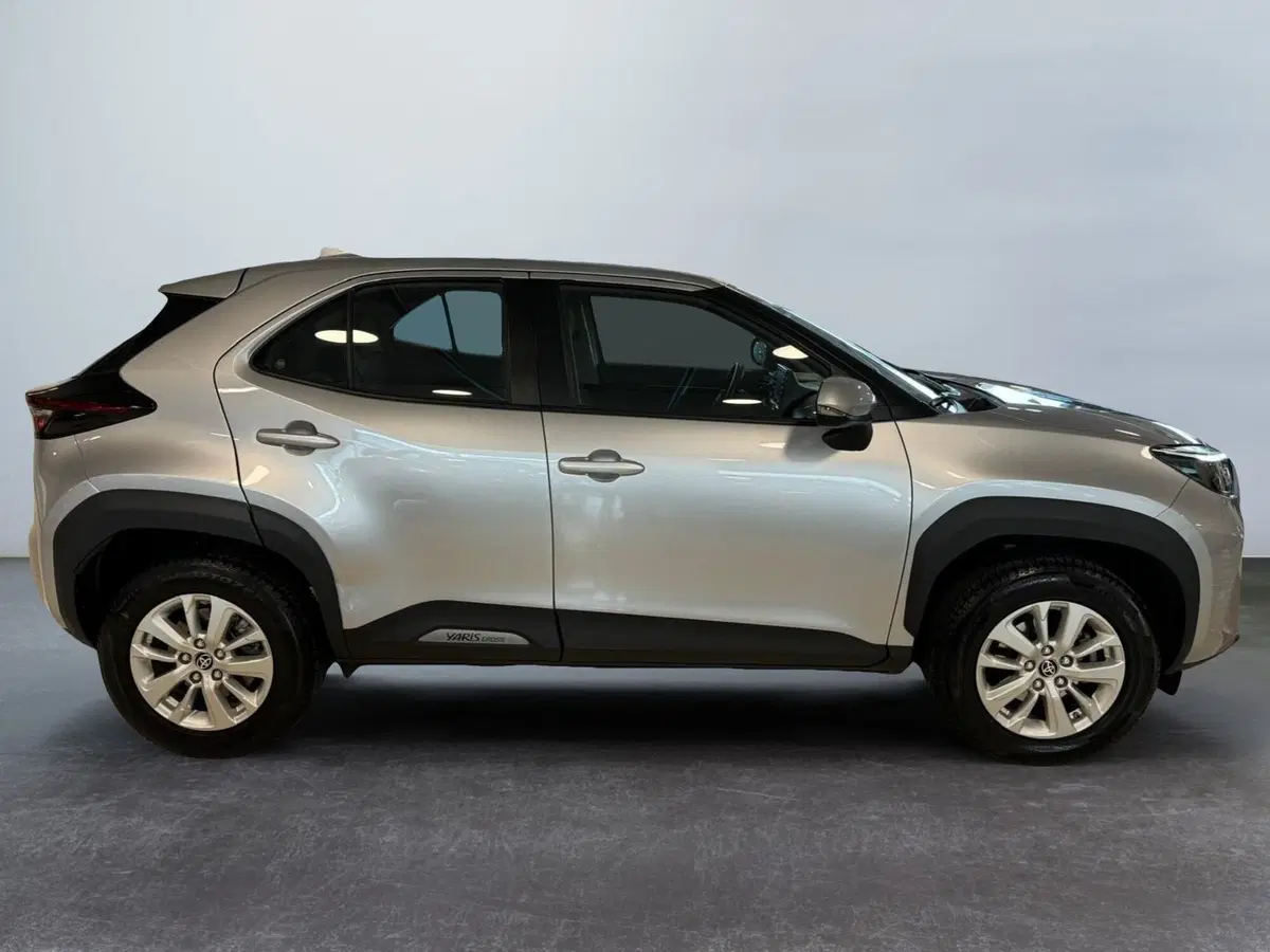 Toyota Yaris Cross usata a Modena (5)