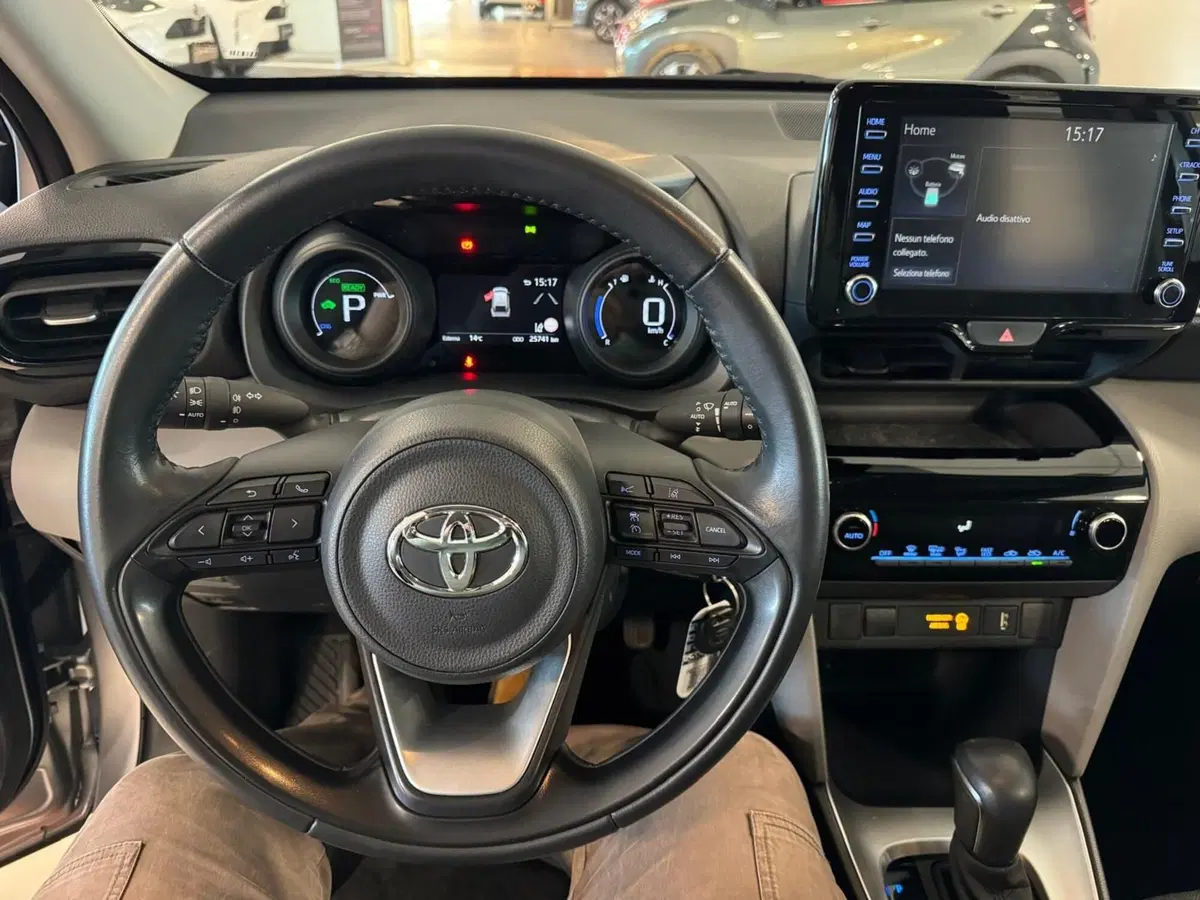 Toyota Yaris Cross usata a Modena (9)