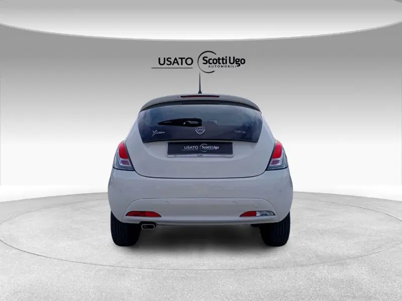 Lancia Ypsilon usata a Siena (5)