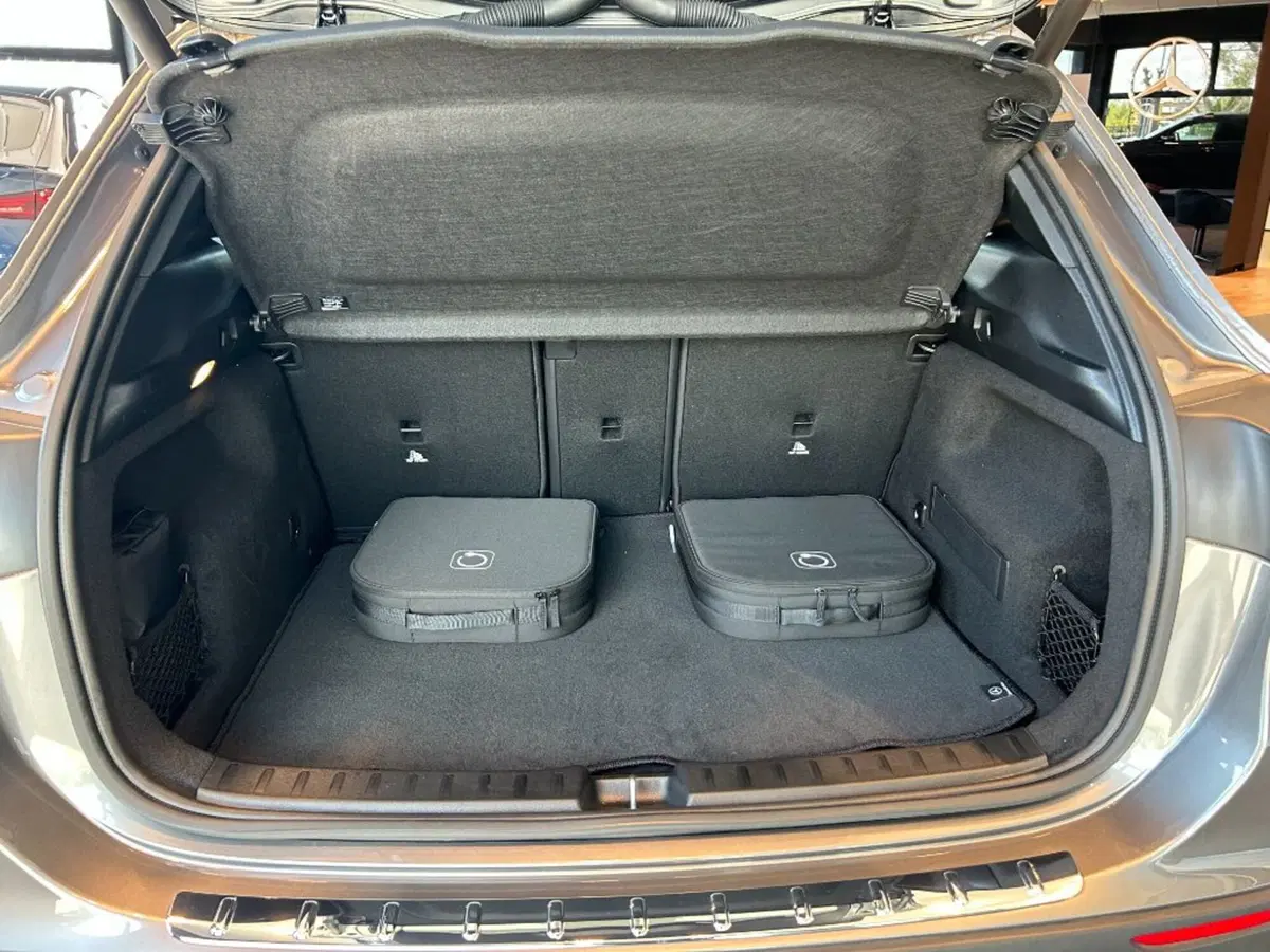 Mercedes-Benz GLA SUV usata a Pisa (20)