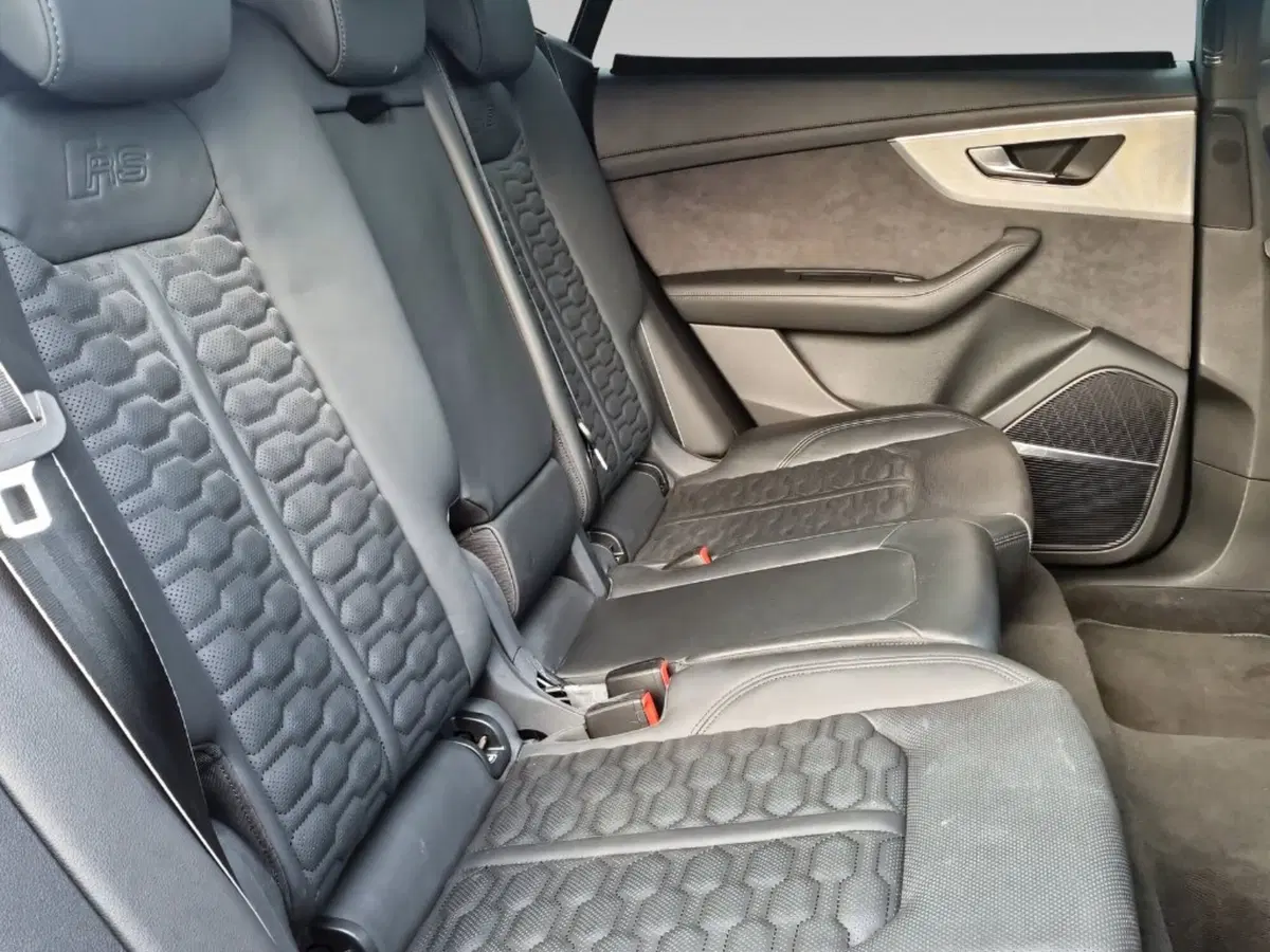 Audi RS Q8 usata a Grosseto (9)