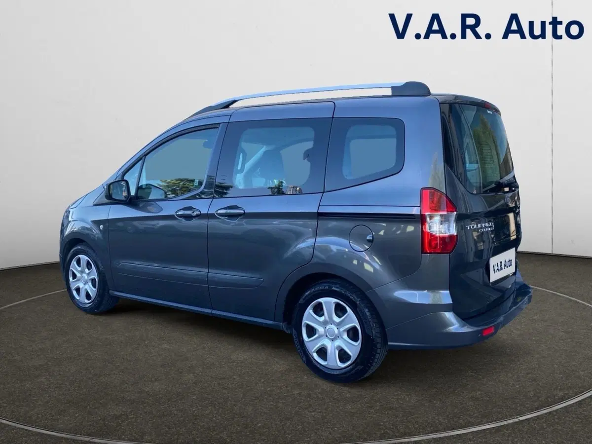 Ford Tourneo Connect usata a Bologna (2)
