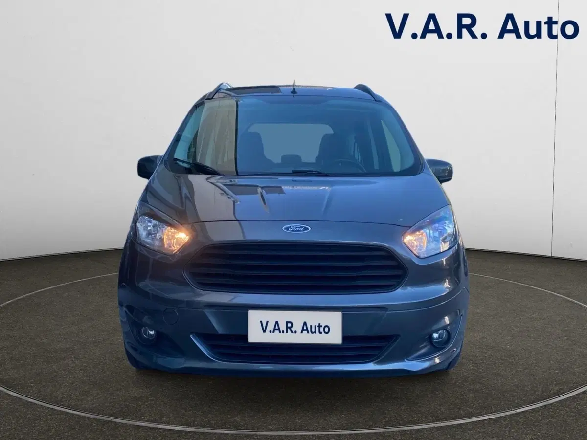 Ford Tourneo Connect usata a Bologna (4)