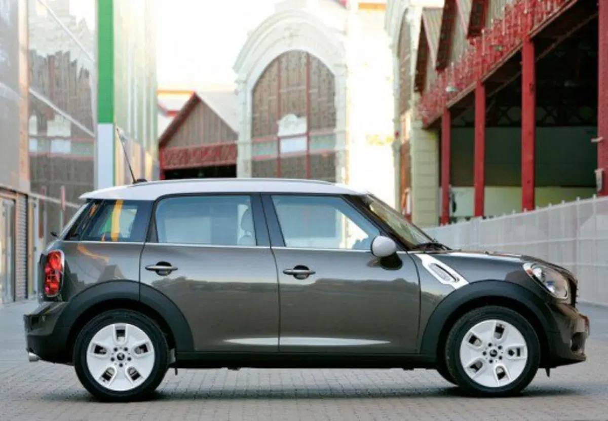 MINI Mini Countryman usata a Parma (13)