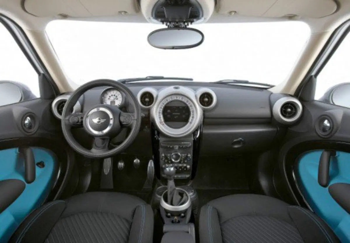 MINI Mini Countryman usata a Parma (15)