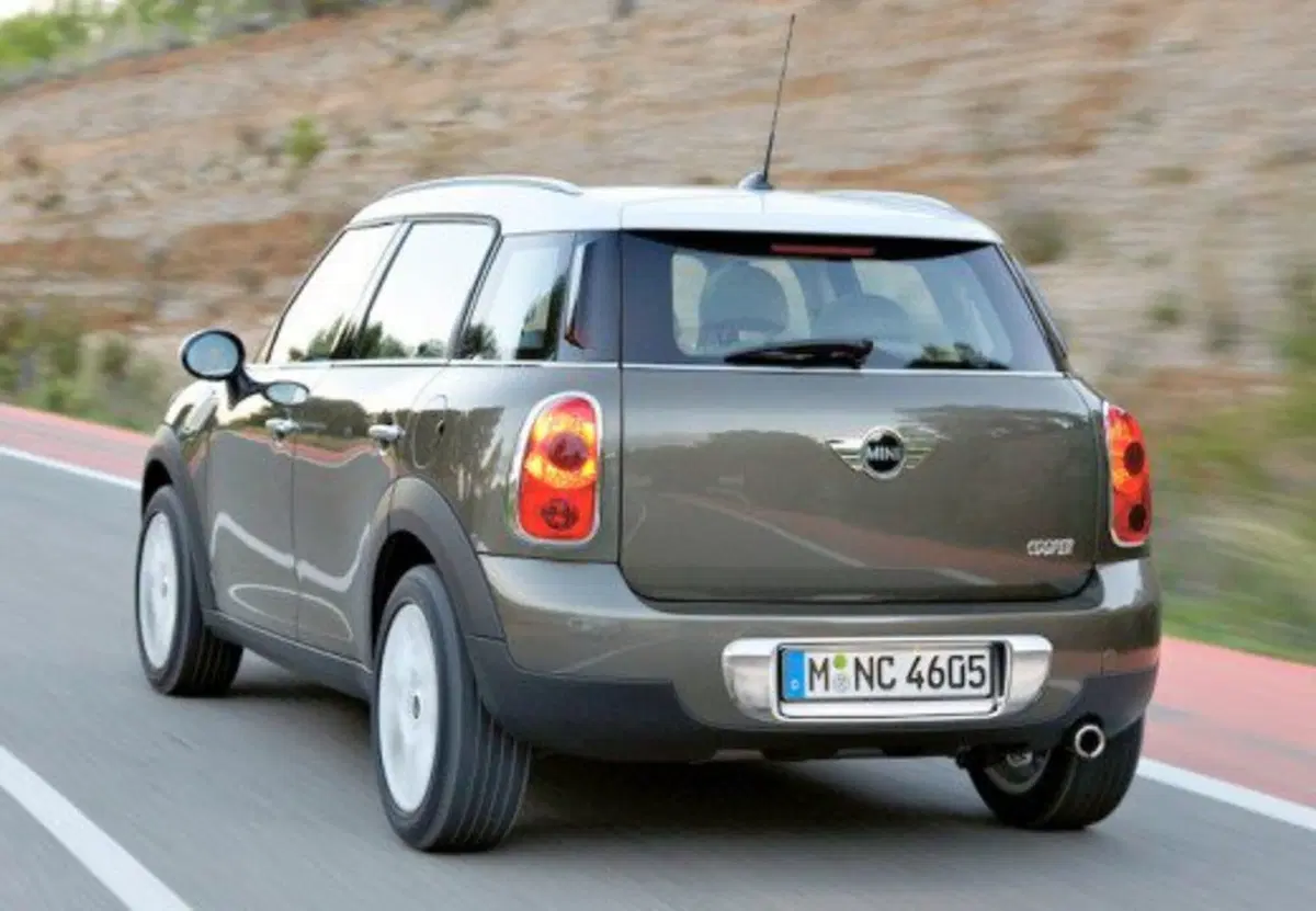 MINI Mini Countryman usata a Parma (4)