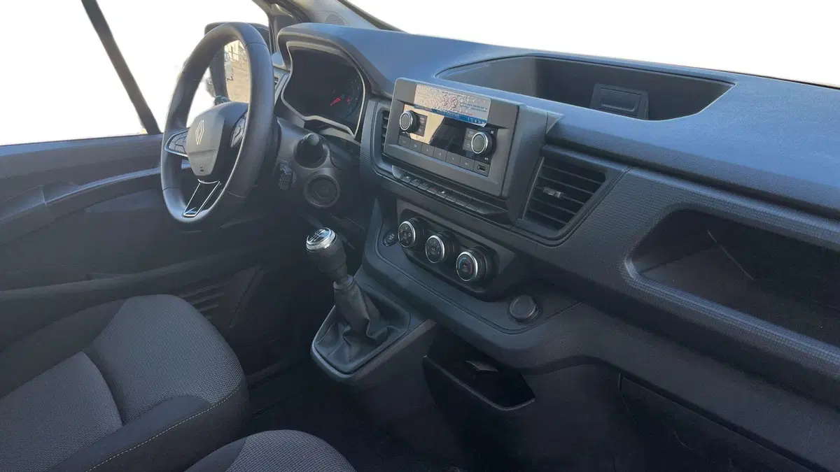 Renault Trafic usata a Catania (10)