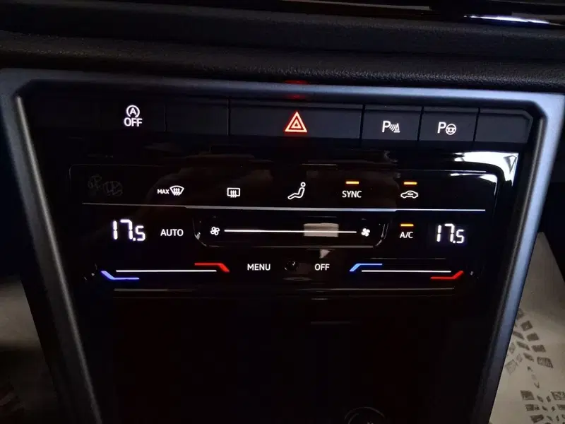Volkswagen T-Roc usata a Bologna (14)
