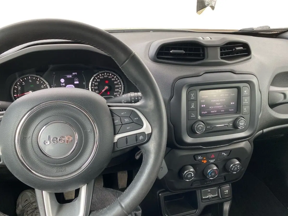 Jeep Renegade usata a Bologna (14)