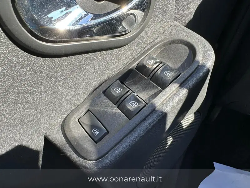 Dacia Duster usata a Monza e Brianza (12)