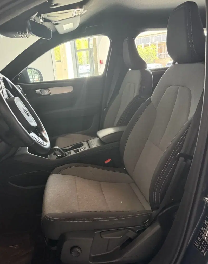 Volvo XC40 usata a Parma (5)