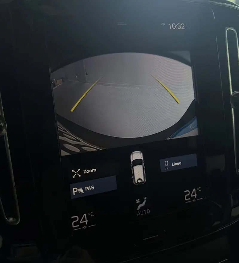 Volvo XC40 usata a Parma (9)