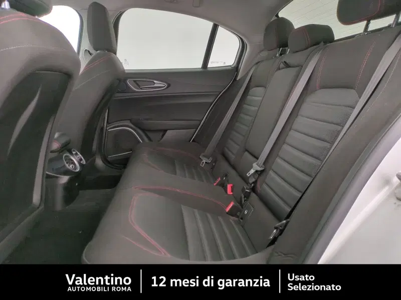 Alfa Romeo Giulia usata a Roma (10)