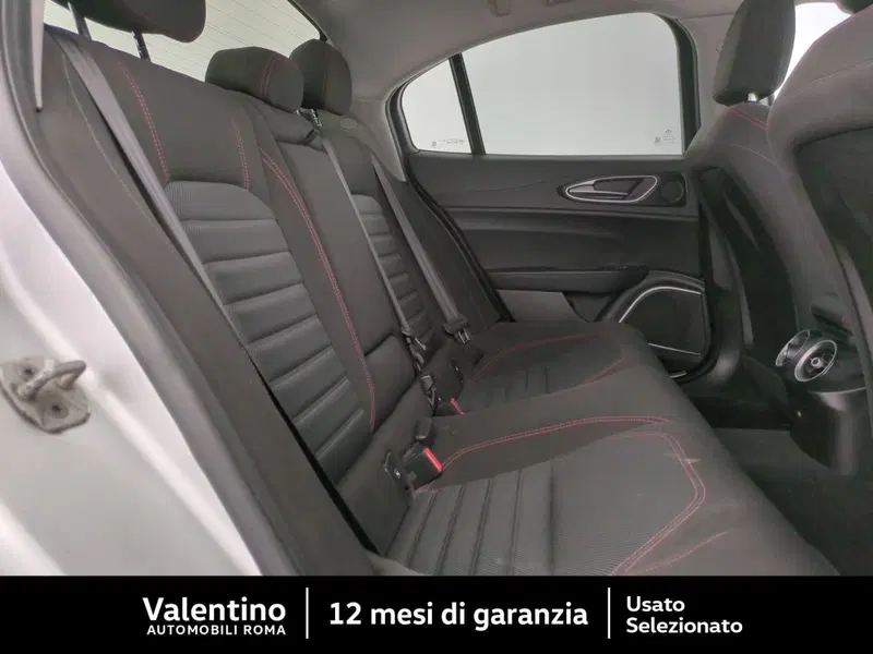 Alfa Romeo Giulia usata a Roma (12)