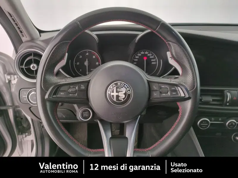 Alfa Romeo Giulia usata a Roma (14)