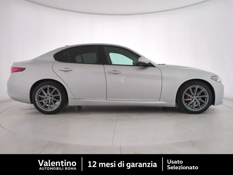 Alfa Romeo Giulia usata a Roma (2)
