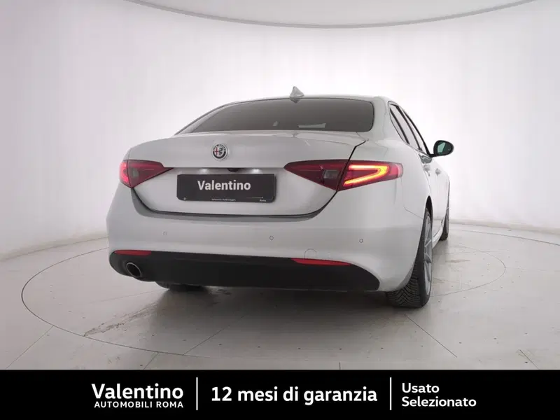 Alfa Romeo Giulia usata a Roma (3)