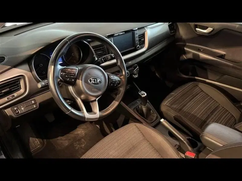 Kia Stonic usata a Firenze (10)