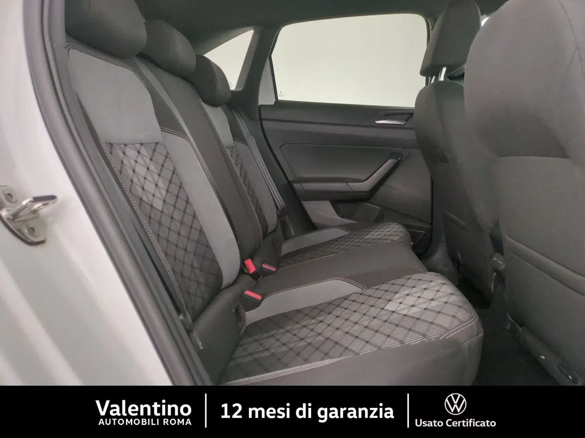 Volkswagen Taigo usata a Roma (12)