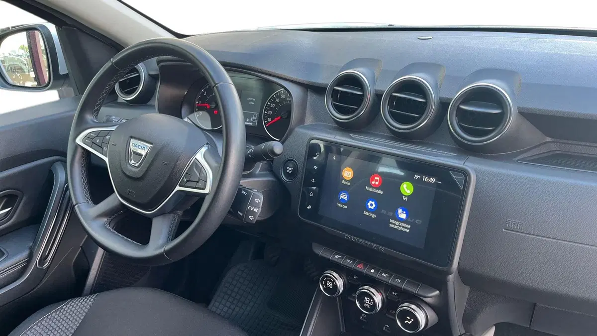 Dacia Duster usata a Parma (11)